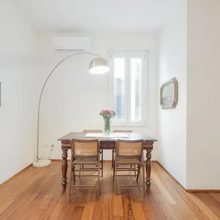 Right House Splendid Harbour View *