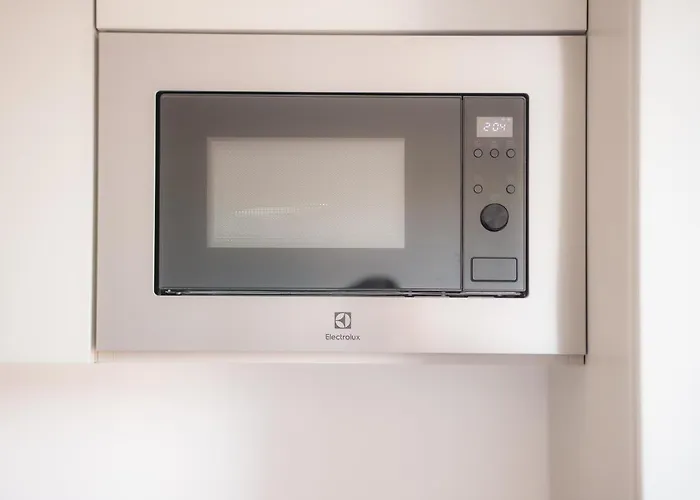 Apartment Right House Splendid Harbour View